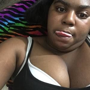 Meet your Posher, Charnette